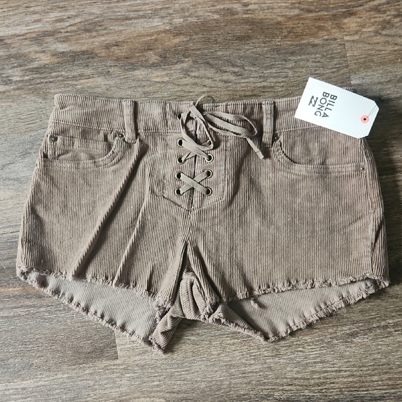 Billabong Green High Waist Shorts - Picture 1 of 7